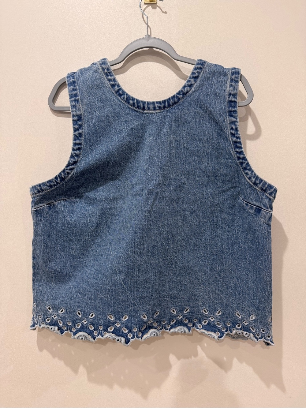 Abercrombie XL Denim Shell Top Cottagecore Embroidered Floral Detail Vtg Inspire